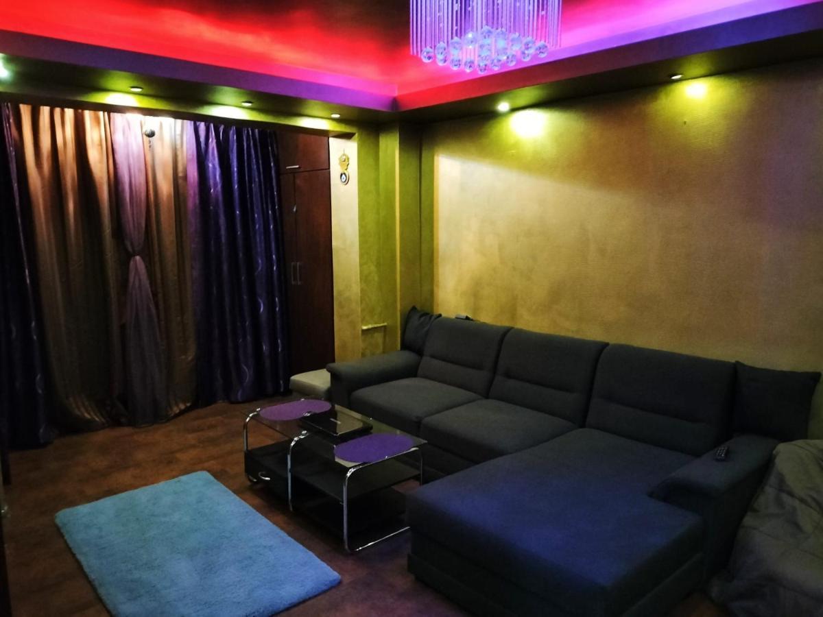 Apartament Luxury Apartment คอนสตันซา ภายนอก รูปภาพ