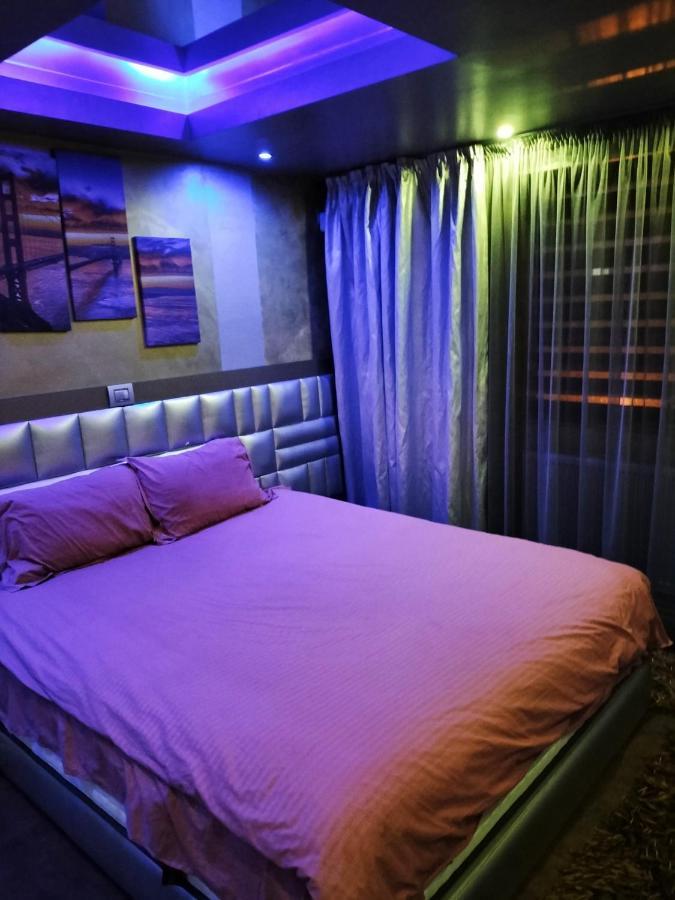 Apartament Luxury Apartment คอนสตันซา ภายนอก รูปภาพ